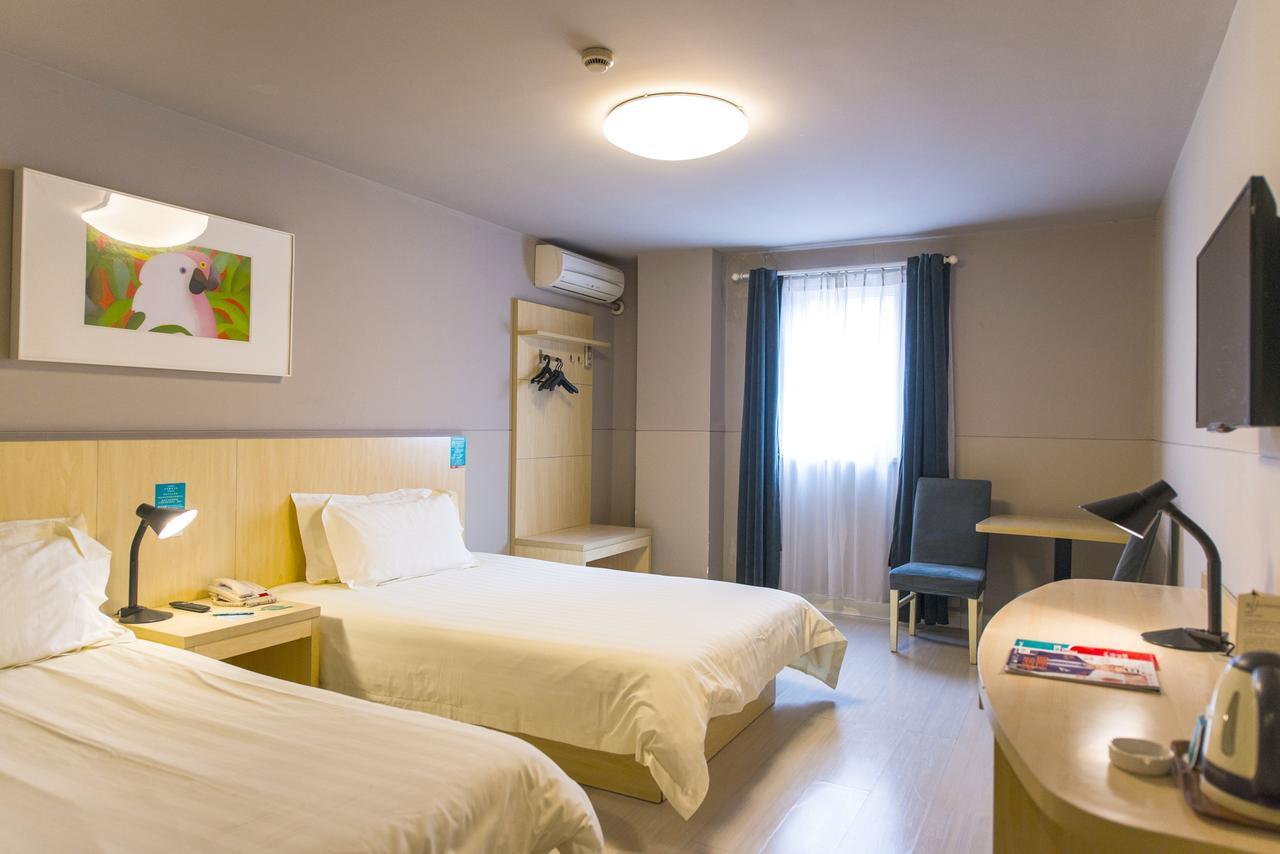 Jinjiang Inn Xianning Yinquan Avenue Hot Spring Hotel Exterior foto